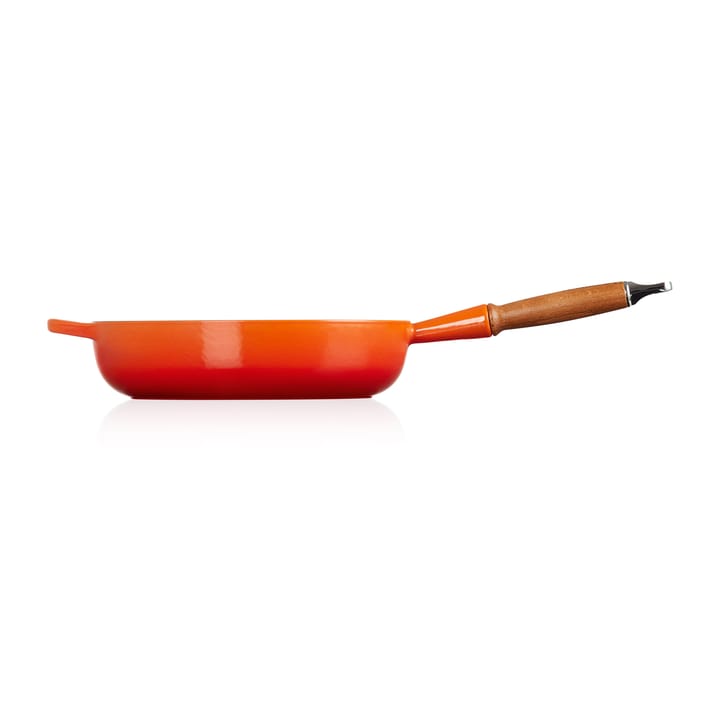 Le Creuset Signature sauce pan wooden handle 28 cm, Flame Le Creuset