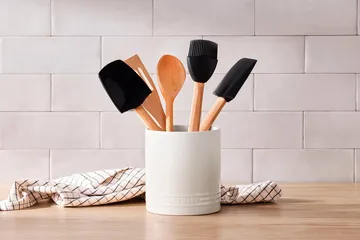 Le Creuset Signature spatula - Black, medium - Le Creuset
