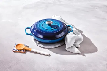 Signature shallow casserole 3.5 l - Azure blue - Le Creuset