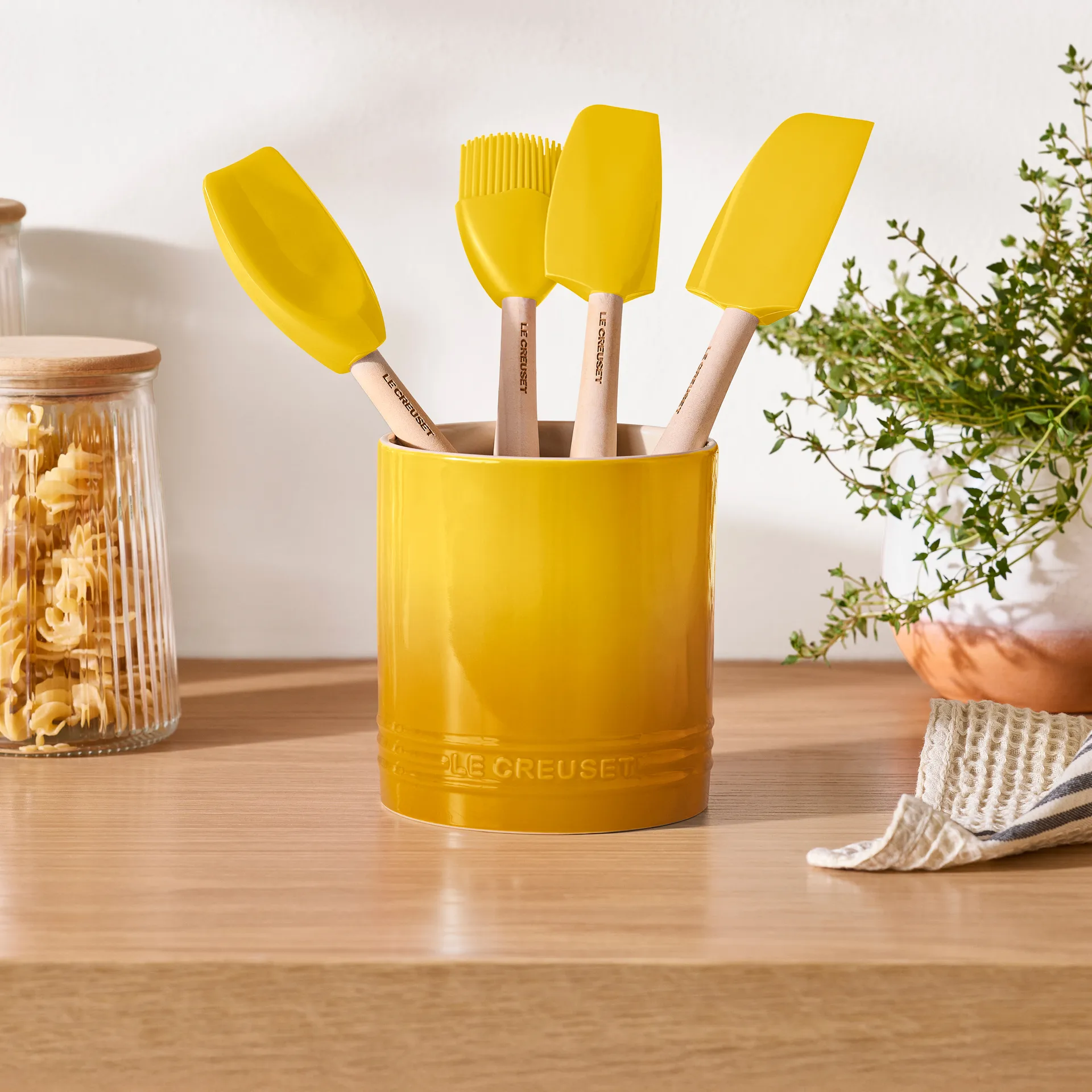 Signature stoneware cutlery and utensil jar 1.1 L, Nectar Le Creuset