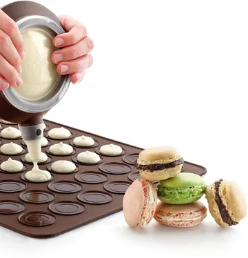 Lékué macarons baking mat silicone 40 cm - Brown - Lékué
