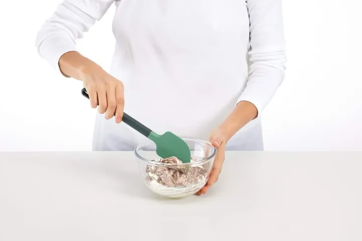 Lékué non-scratch spatula 28.5 cm - Green - Lékué
