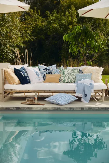 Graphic Printed Cotton Canvase pillowcase 50x50 cm - Blue-White - Lexington