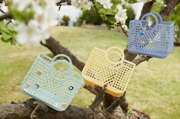 Samantha basket with charms - Light Peppermint - Liewood