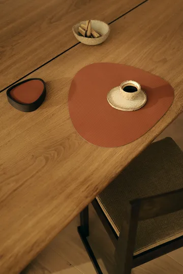 Corduroy placemat curve L - Rust - LIND DNA