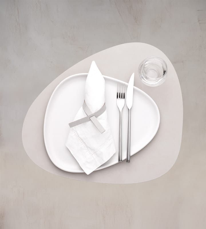 Nupo placemat curve L, Oyster white LIND DNA