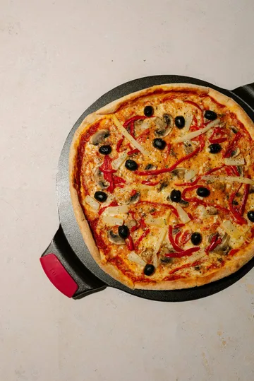 Pizza stone with silicone handle - Ø38 cm - Lodge