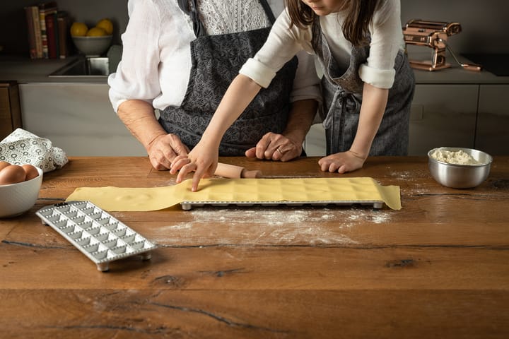 Marcato ravioli sheet including roller for square ravioli, 24 st Marcato