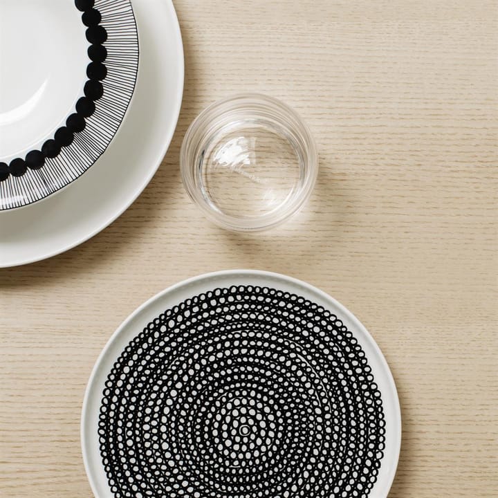 Räsymatto plate 20 cm 6-pack black small dots Marimekko
