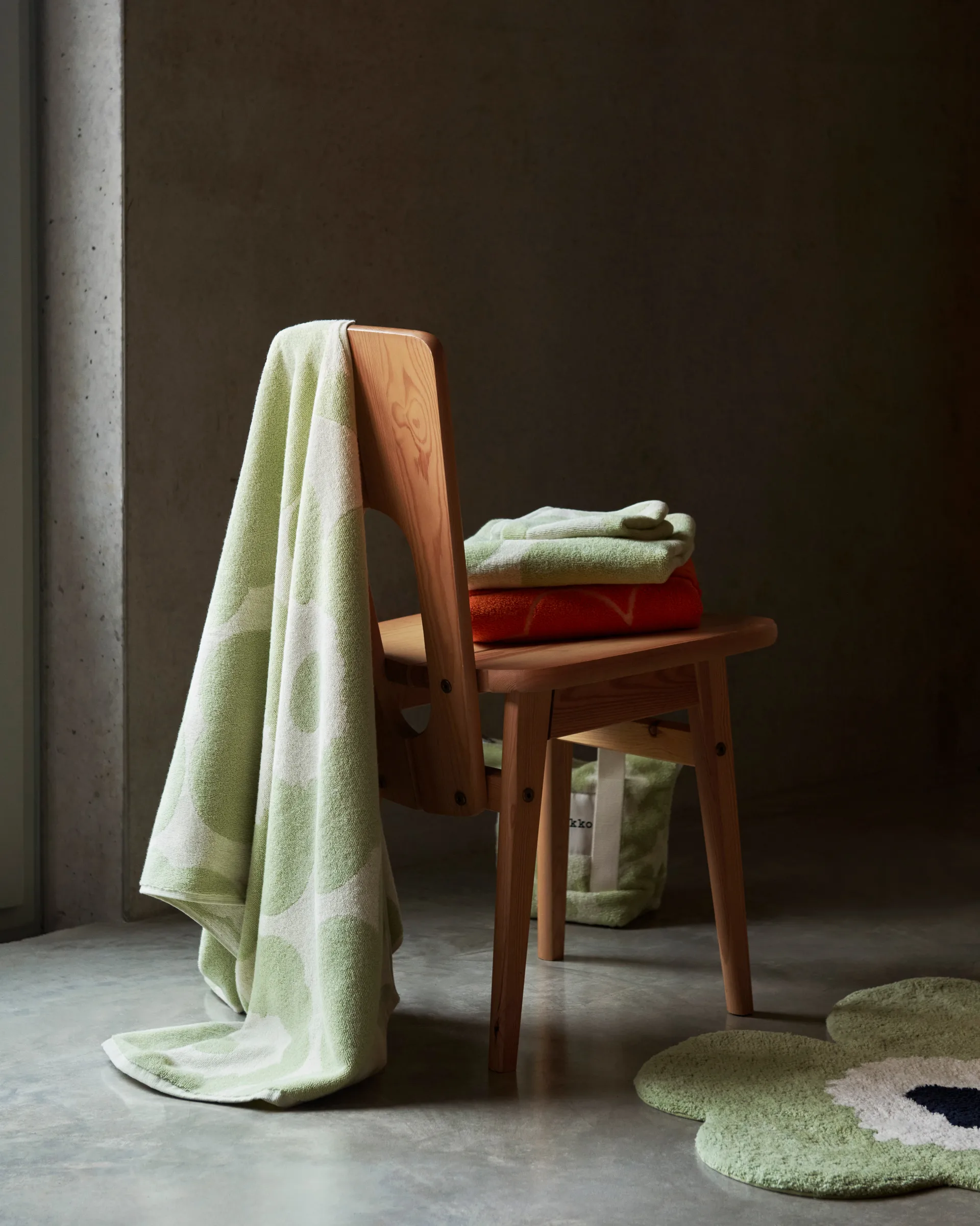 Unikko bathroom mat 73x74 cm, Sage-off white Marimekko
