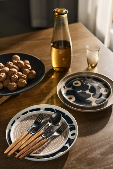 Unikko plate Ø25 cm - White-dark blue - Marimekko