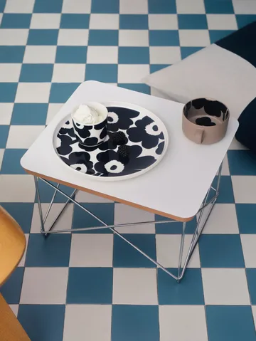 Unikko plate Ø25 cm - White-dark blue - Marimekko