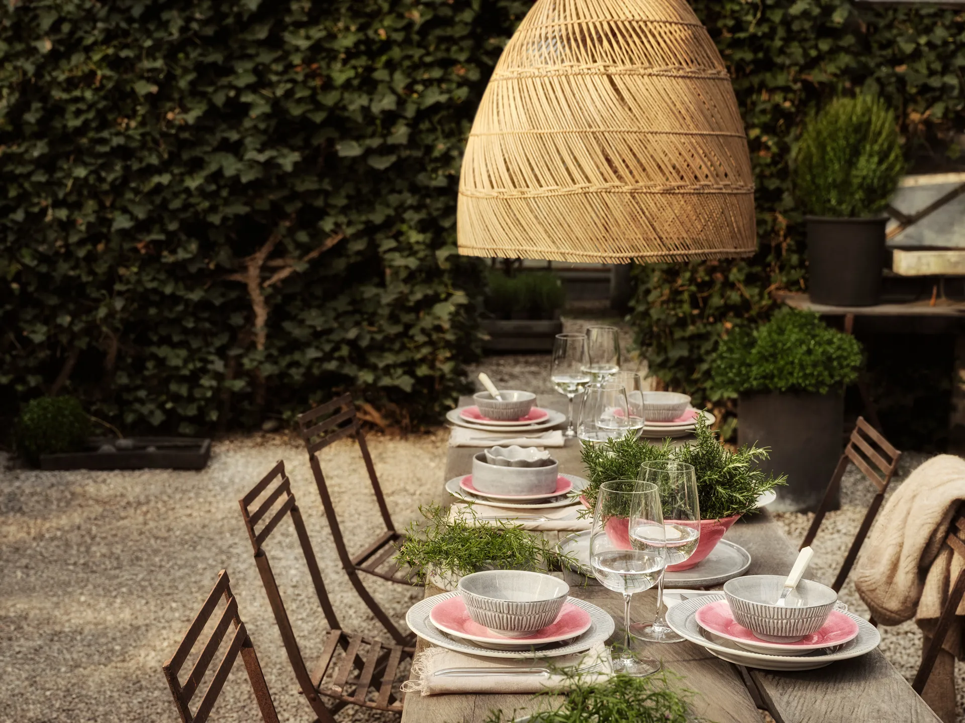 Basic plate 21 cm, Pink Mateus