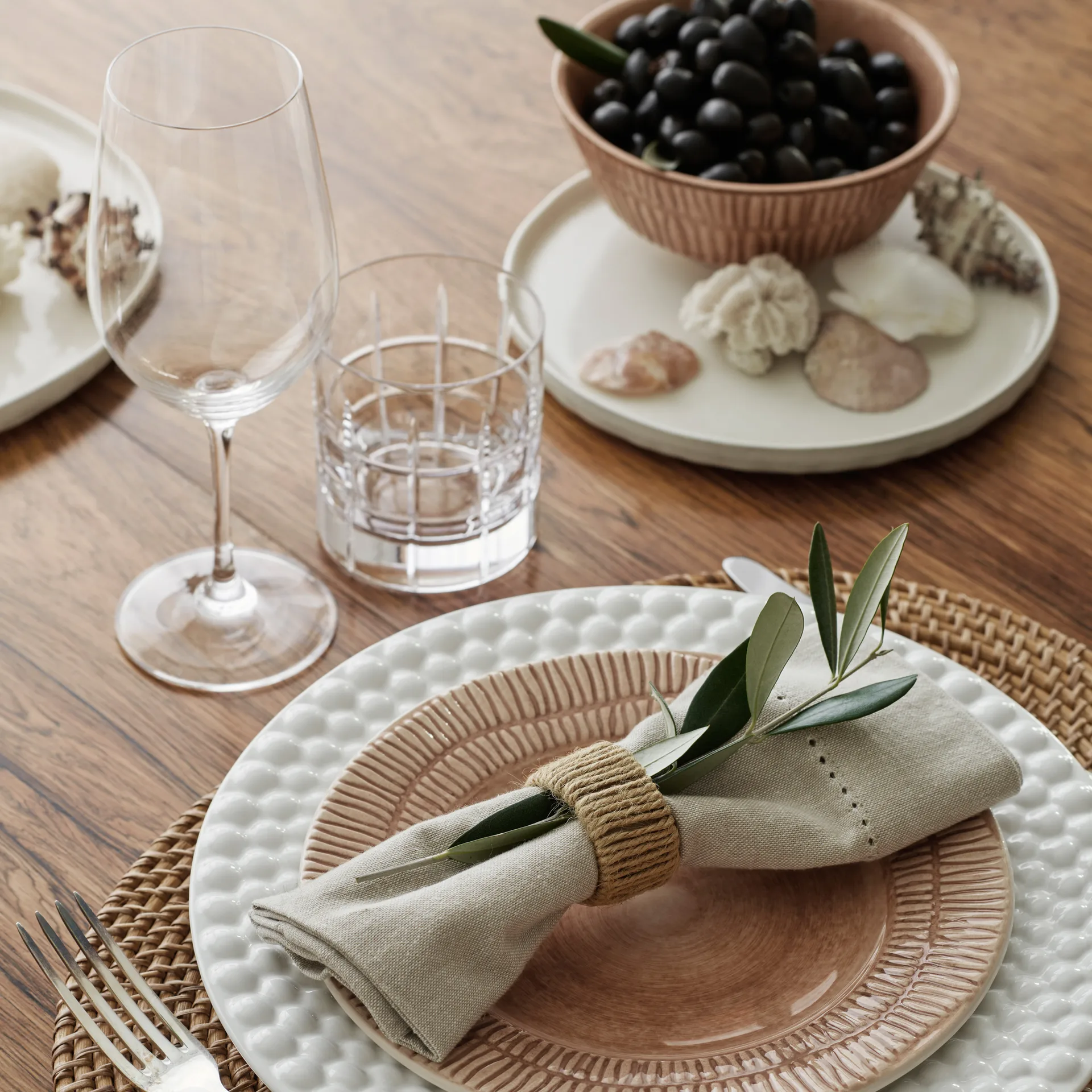 Stripes plate Ø21 cm, Cinnamon Mateus