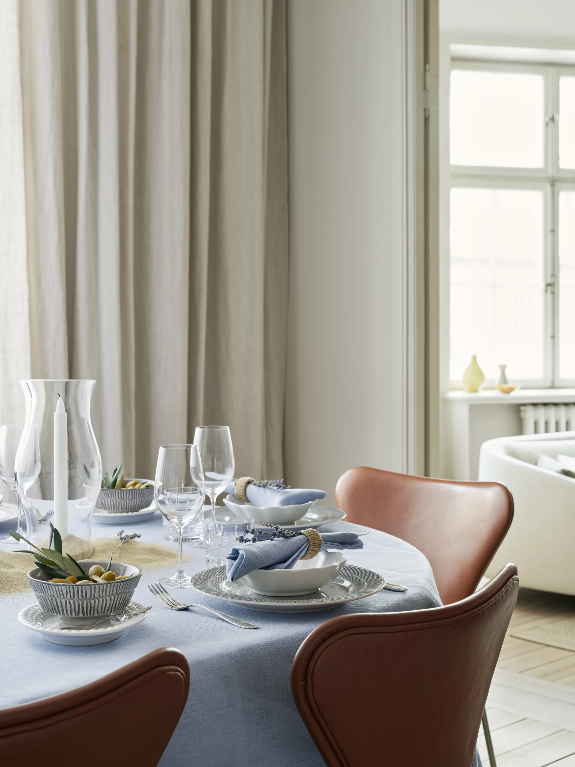 Stripes plate Ø28 cm, grey Mateus