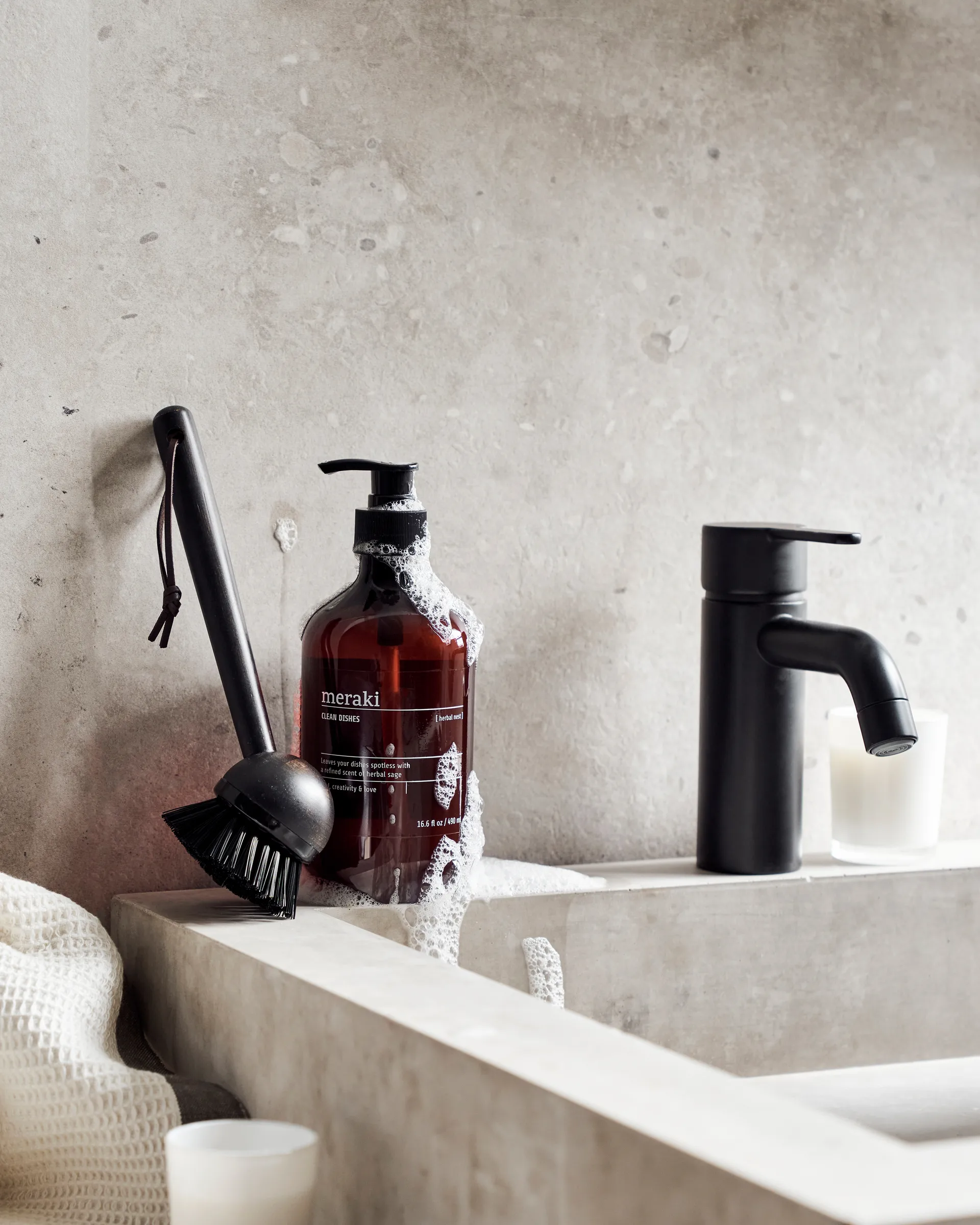 Meraki gift set dish soap and dish brush, Herbal nest Meraki