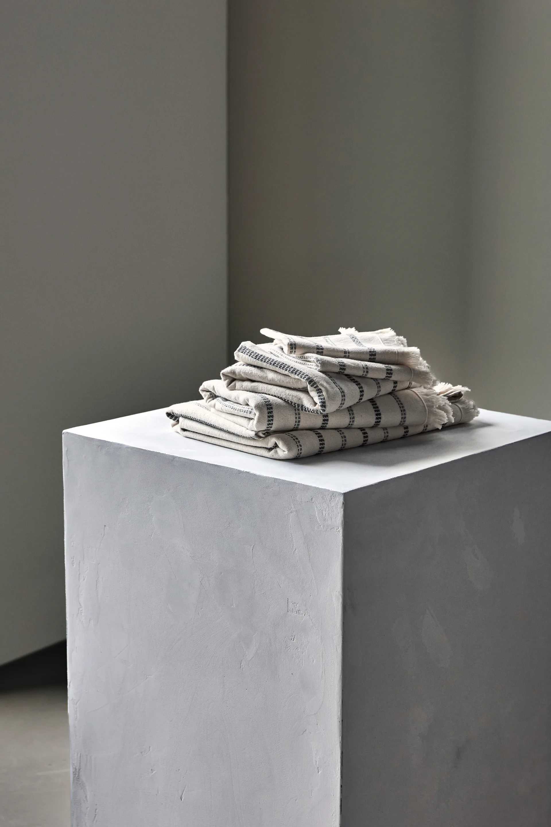 True washcloth 3 pieces, Off-White-black Meraki