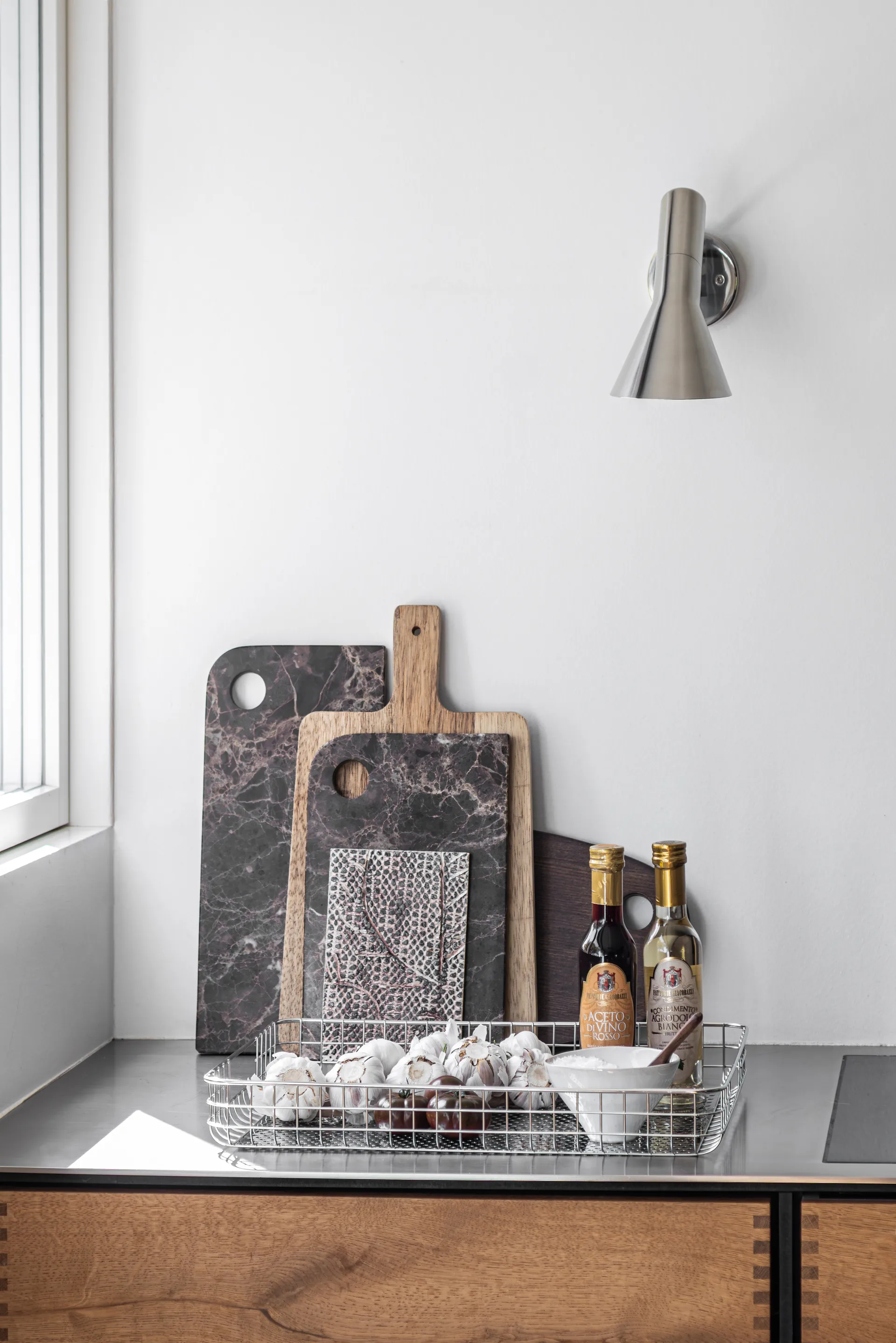 Lift tray 33.5x45.5 cm, Chrome Mette Ditmer