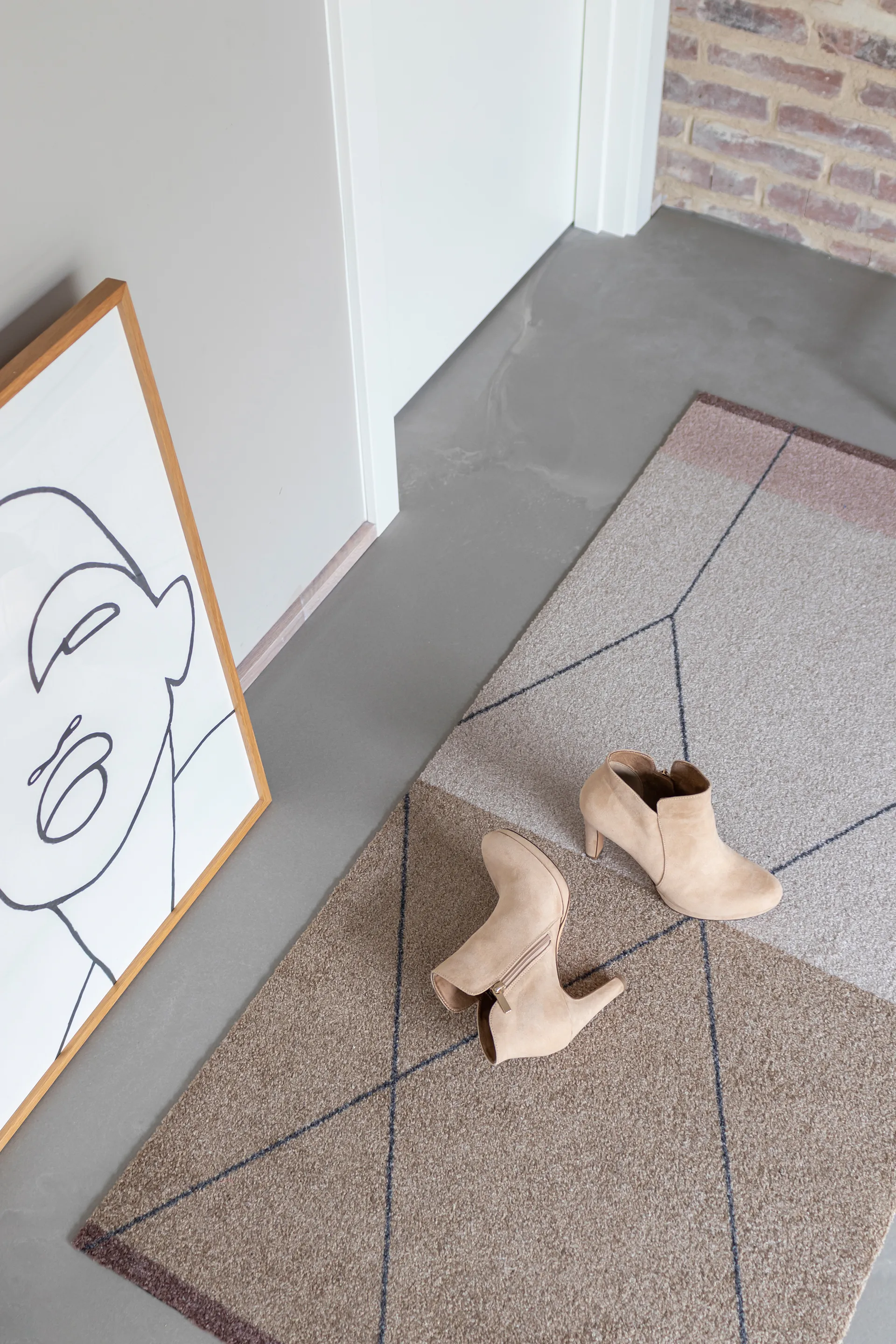 Linea rug allround, Sand Mette Ditmer