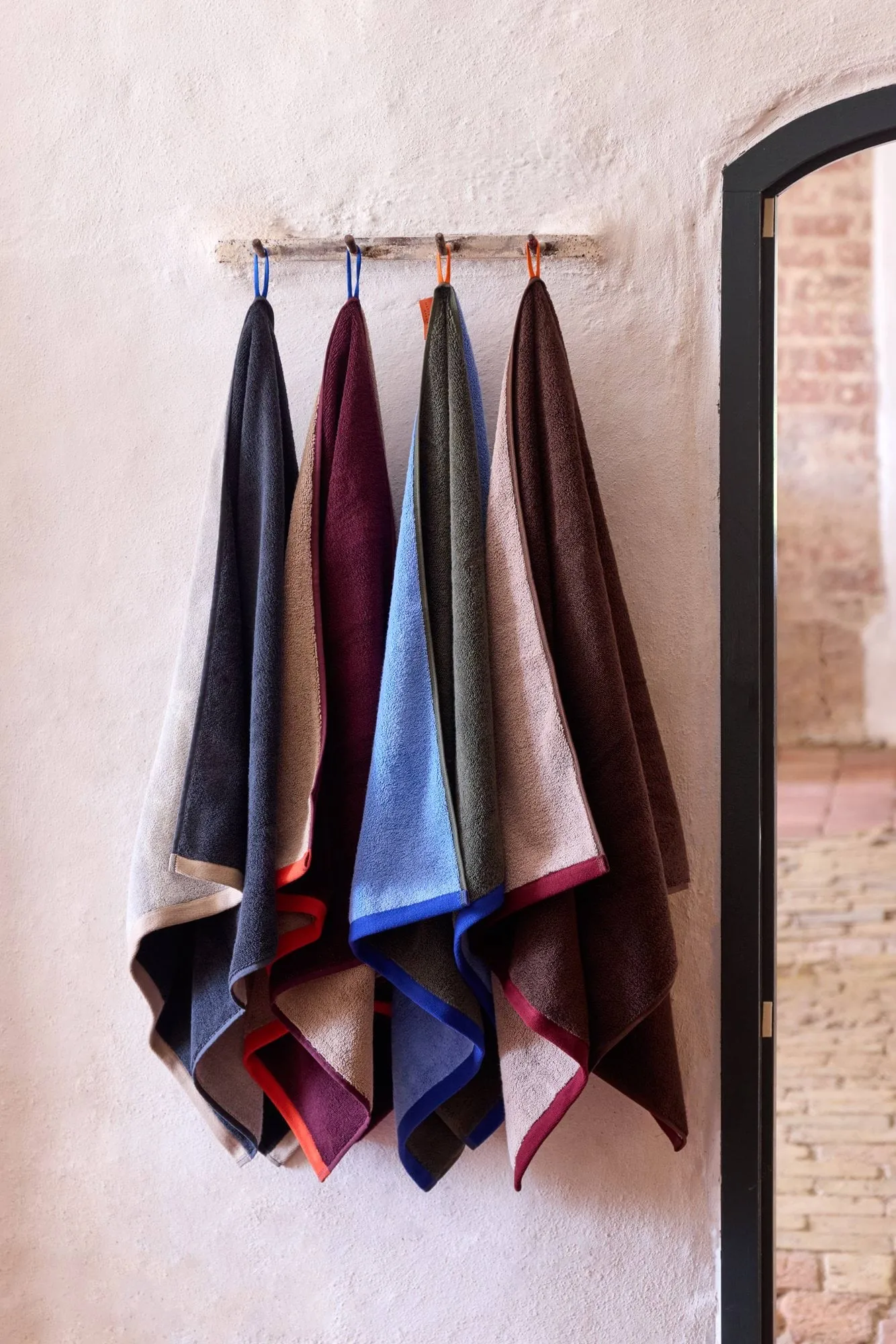 Soft bath towel 70x133 cm, Grey-Red (grå-röd), 70x133 cm Mette Ditmer