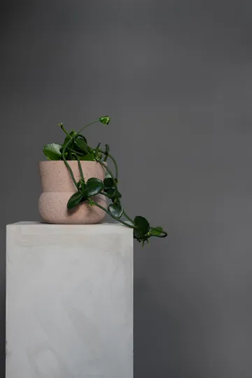 Stone flowerpot Ø17 cm - Blush - Mette Ditmer