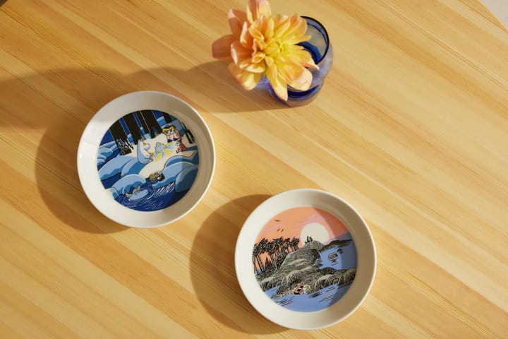 Snow lantern & Moomin’s Day 2018 Moomin plate set, Ø19 cm Moomin Arabia