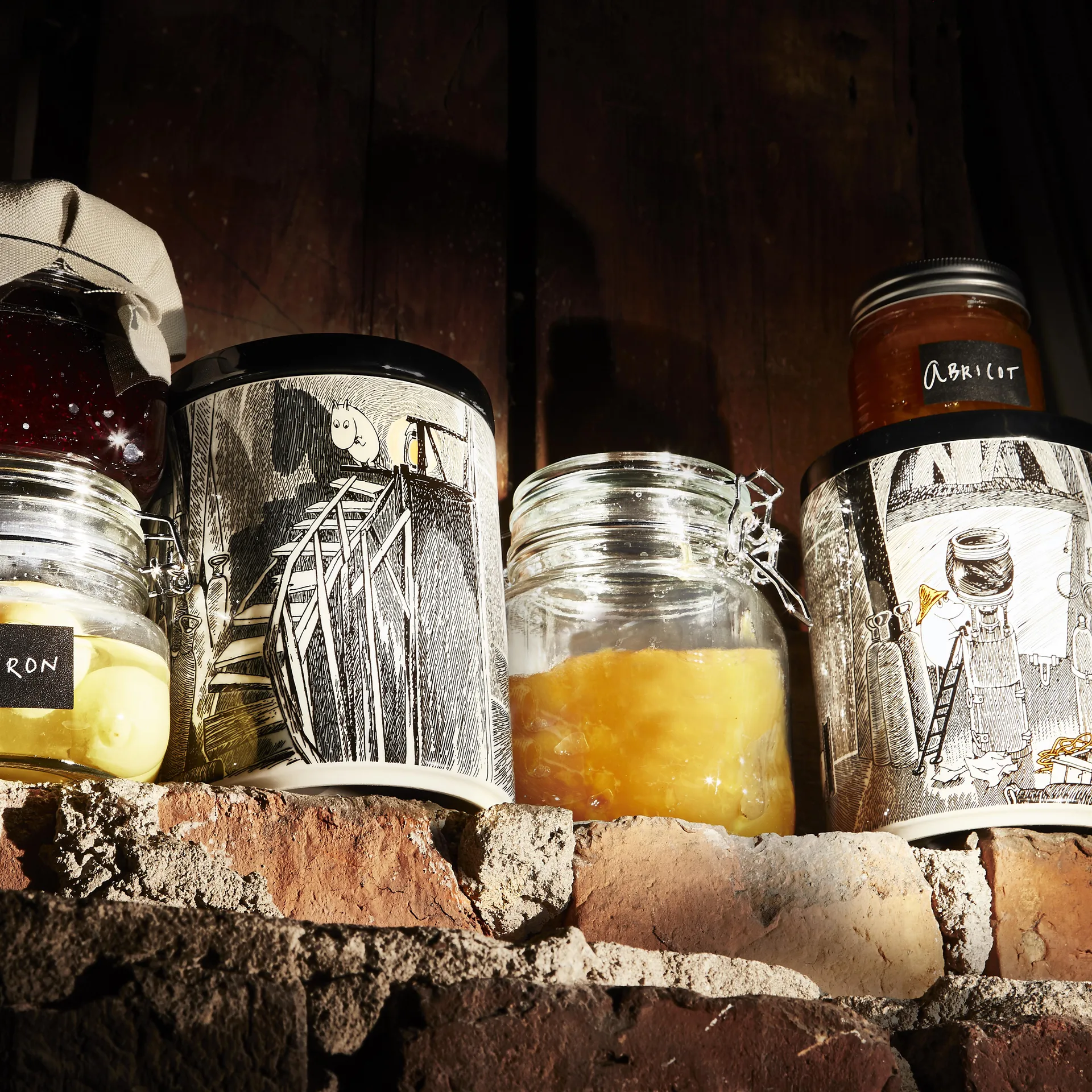 True to it's origins Moomin jar, 1.2 l Moomin Arabia