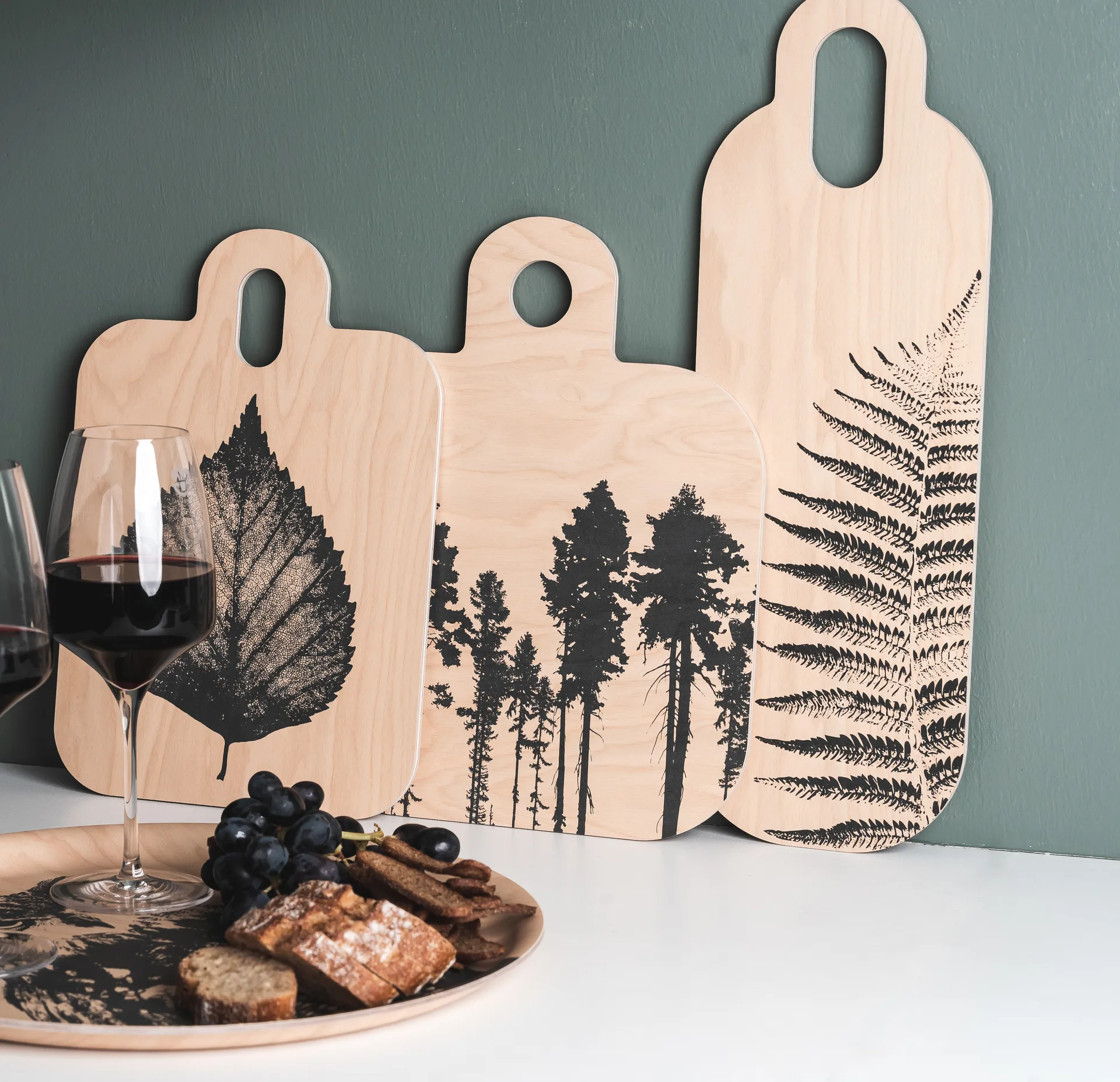 Forest cutting board 25x32 cm, Natural-black Muurla