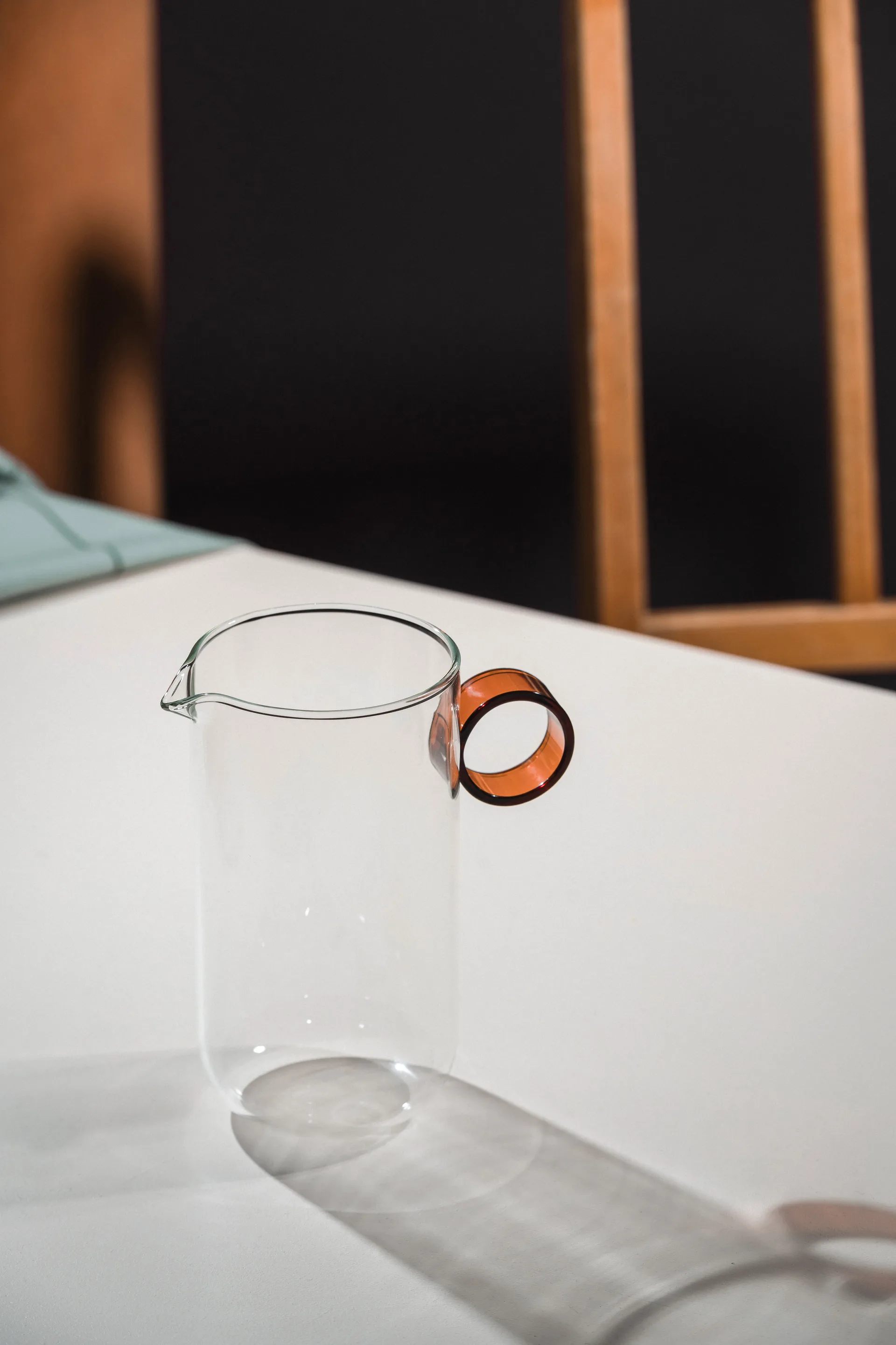 Loop milk jug 60 cl, Clear-amber Muurla