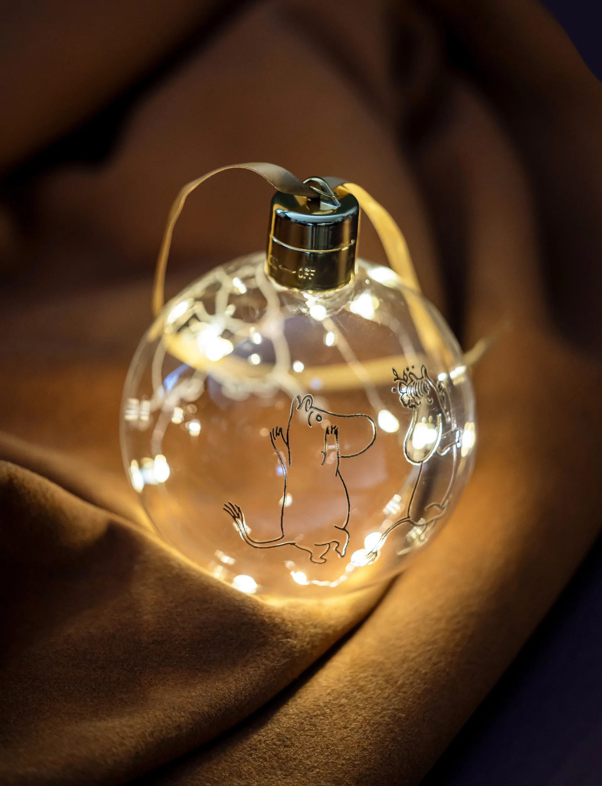 Moomin 80 Christmas bauble with LED light Ø11 cm, Clear Muurla