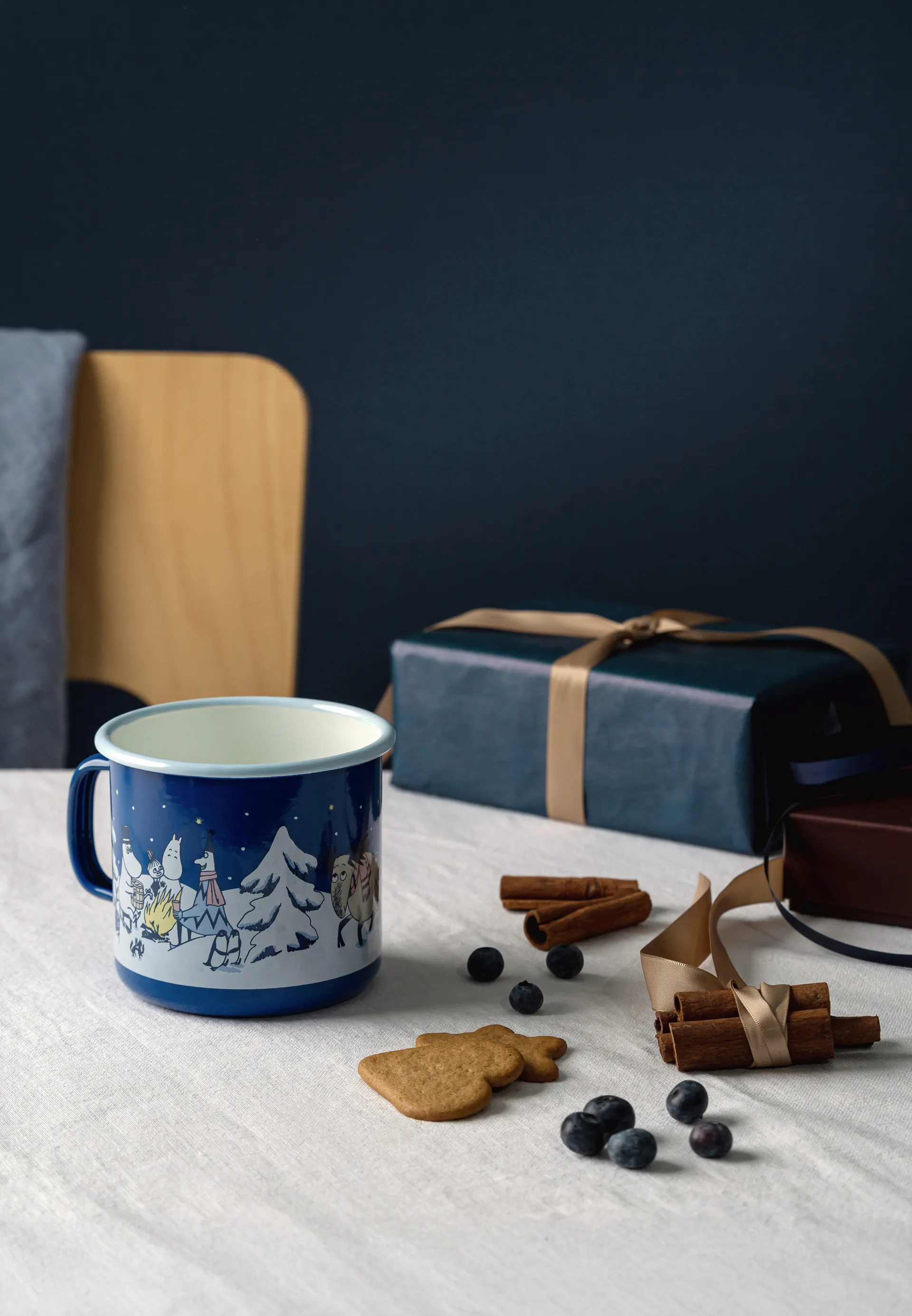 Moomin enamel mug 80 cl, Starry night Muurla