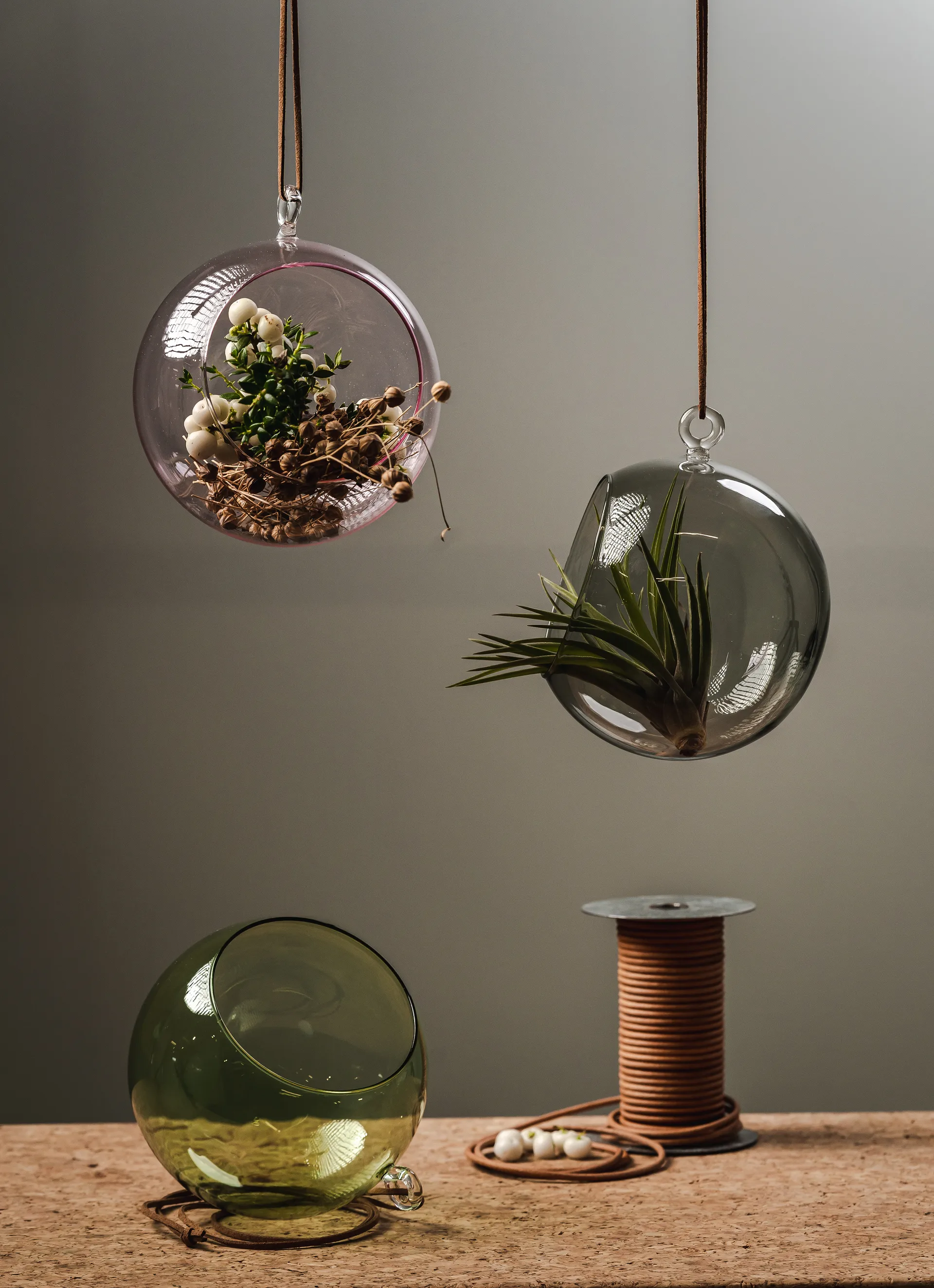 Muurla decorative hanging ball Ø12 cm, Green Muurla