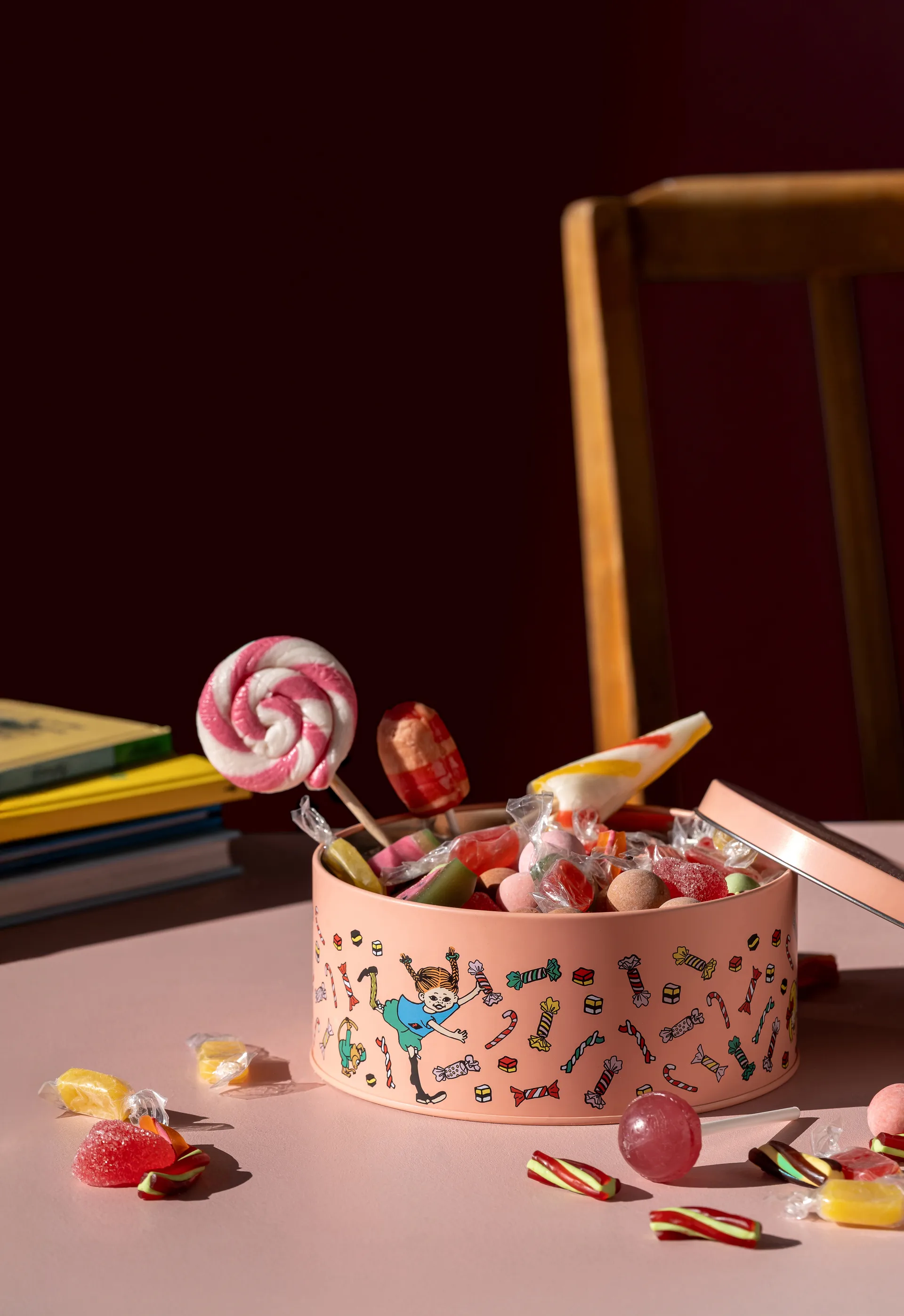 Pippi storage jar with lid Ø15 cm, Candy Muurla