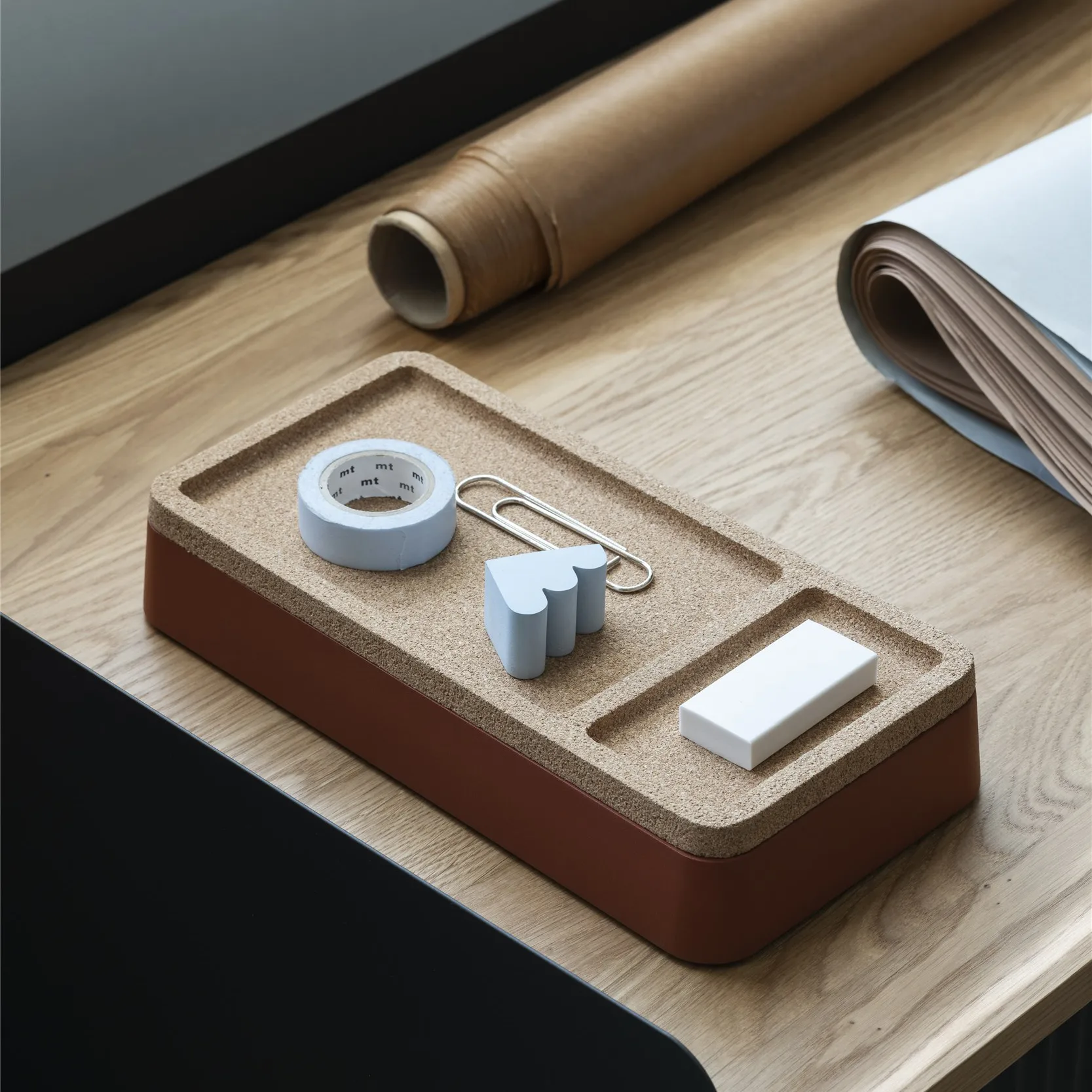 Arrange Desktop lid 12x24 cm, cork Muuto