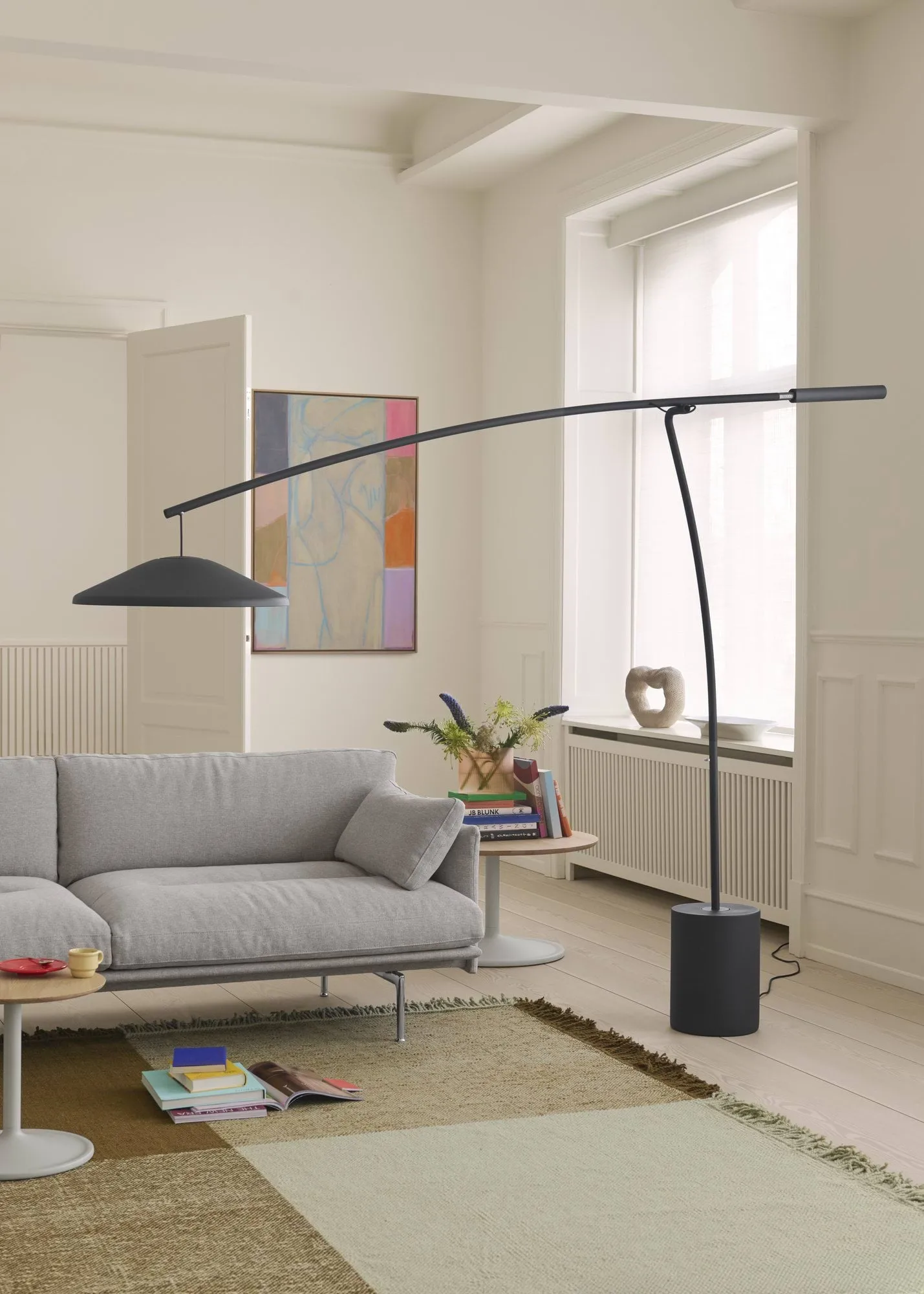 Contra floor lamp, Anthracite black-concrete, 188 cm Muuto