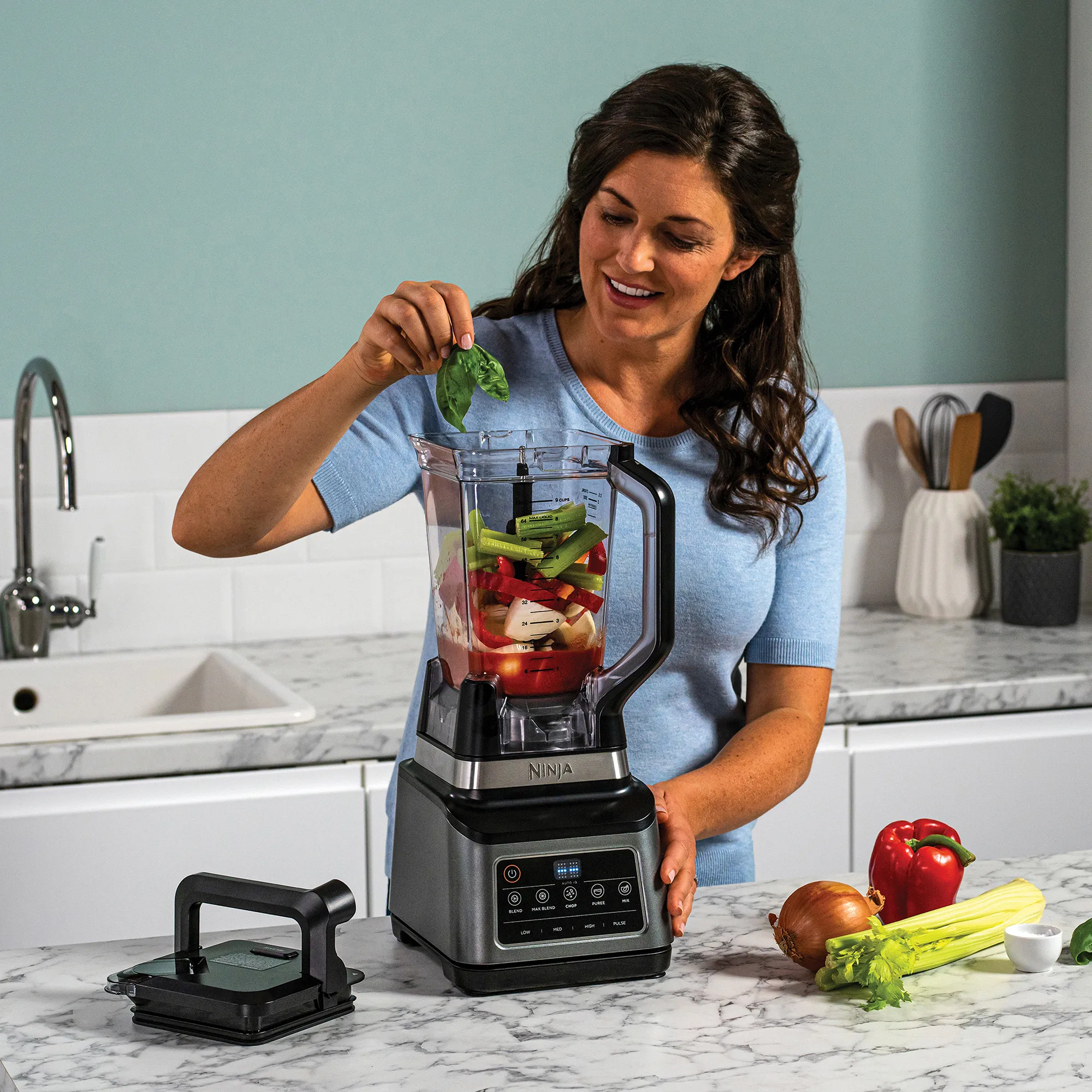 Ninja BN800 3-in-1 food processor & blender with Auto-iQ - Ninja