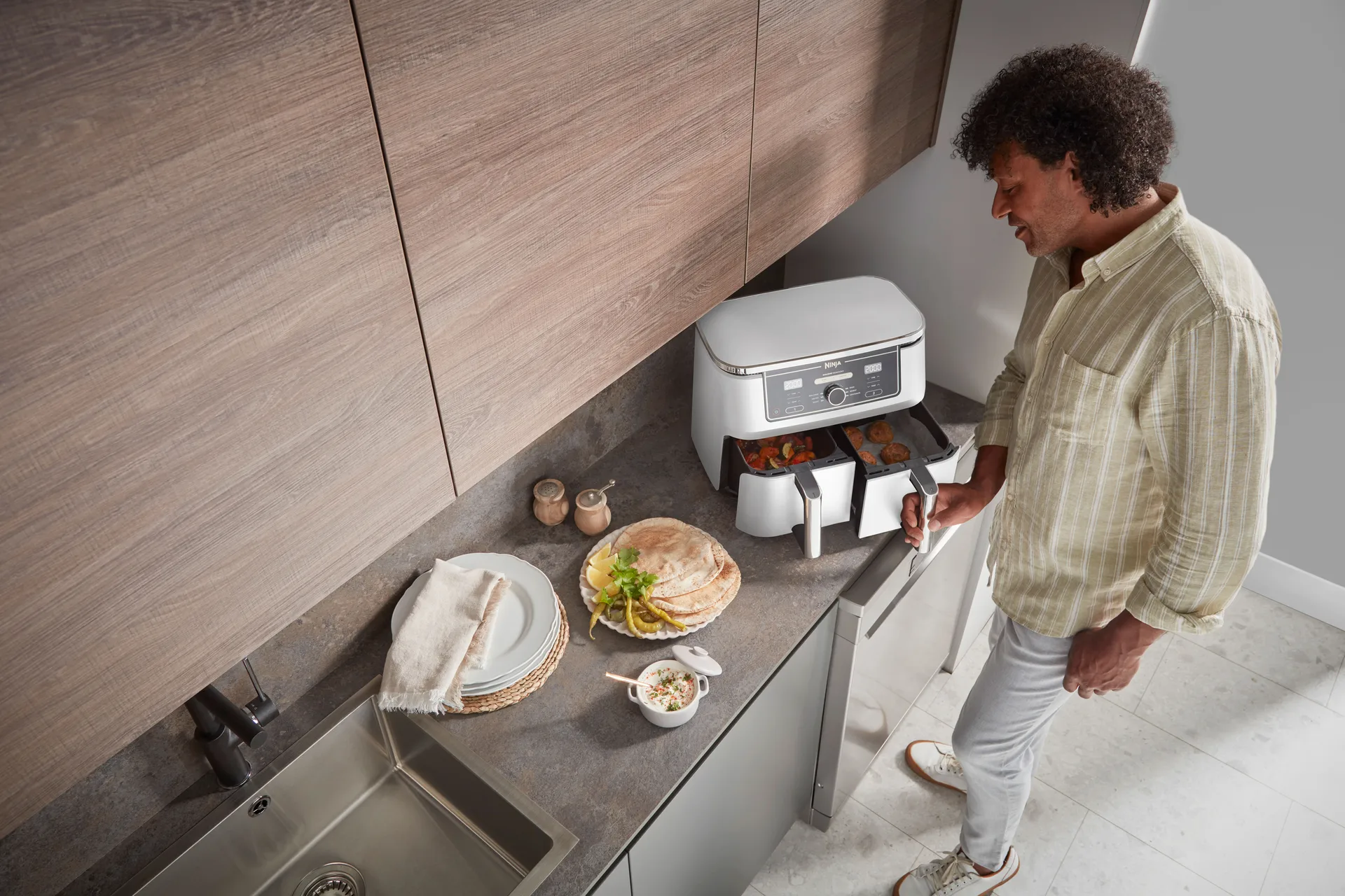 Ninja Foodi Air Fryer AF400EU Max Dual Zone 9.5 L, White Ninja