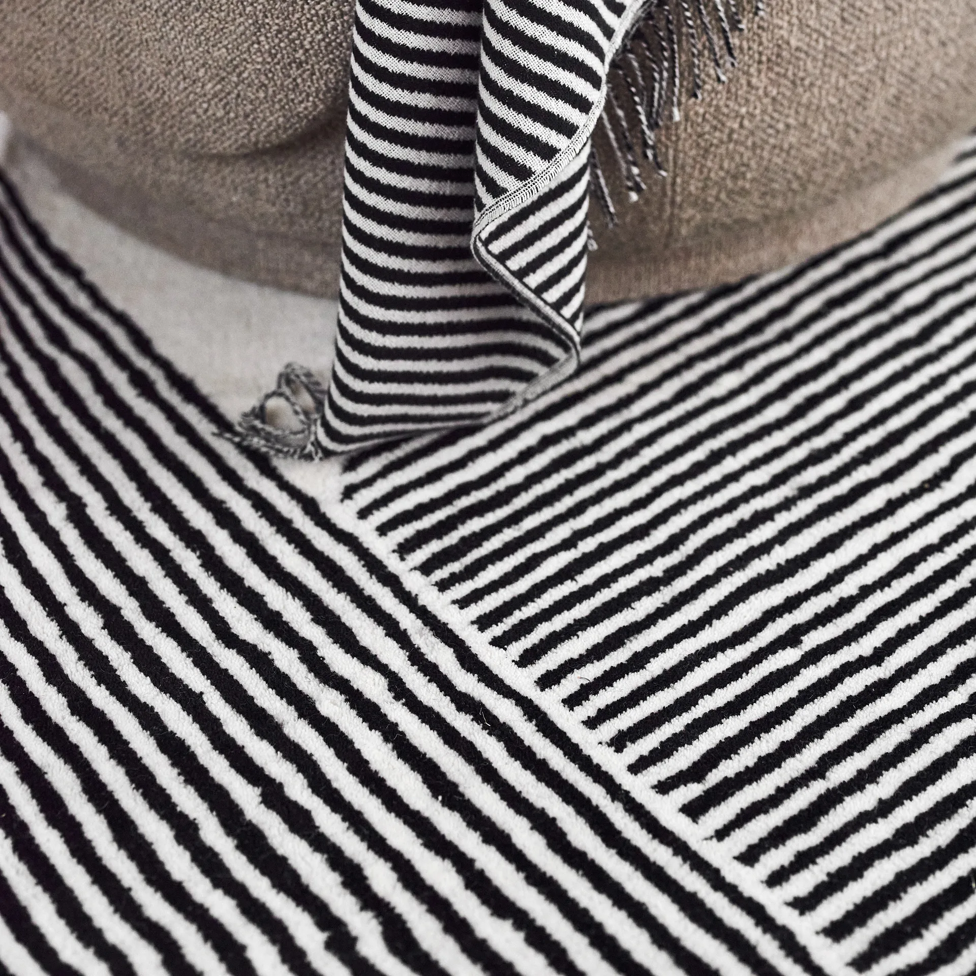 Stripes wool rug natural white, 170x240 cm NJRD