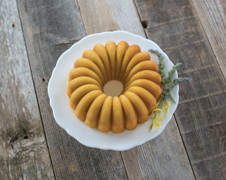 Nordic Ware Elegant party bundt baking tin, 2.4 L Nordic Ware