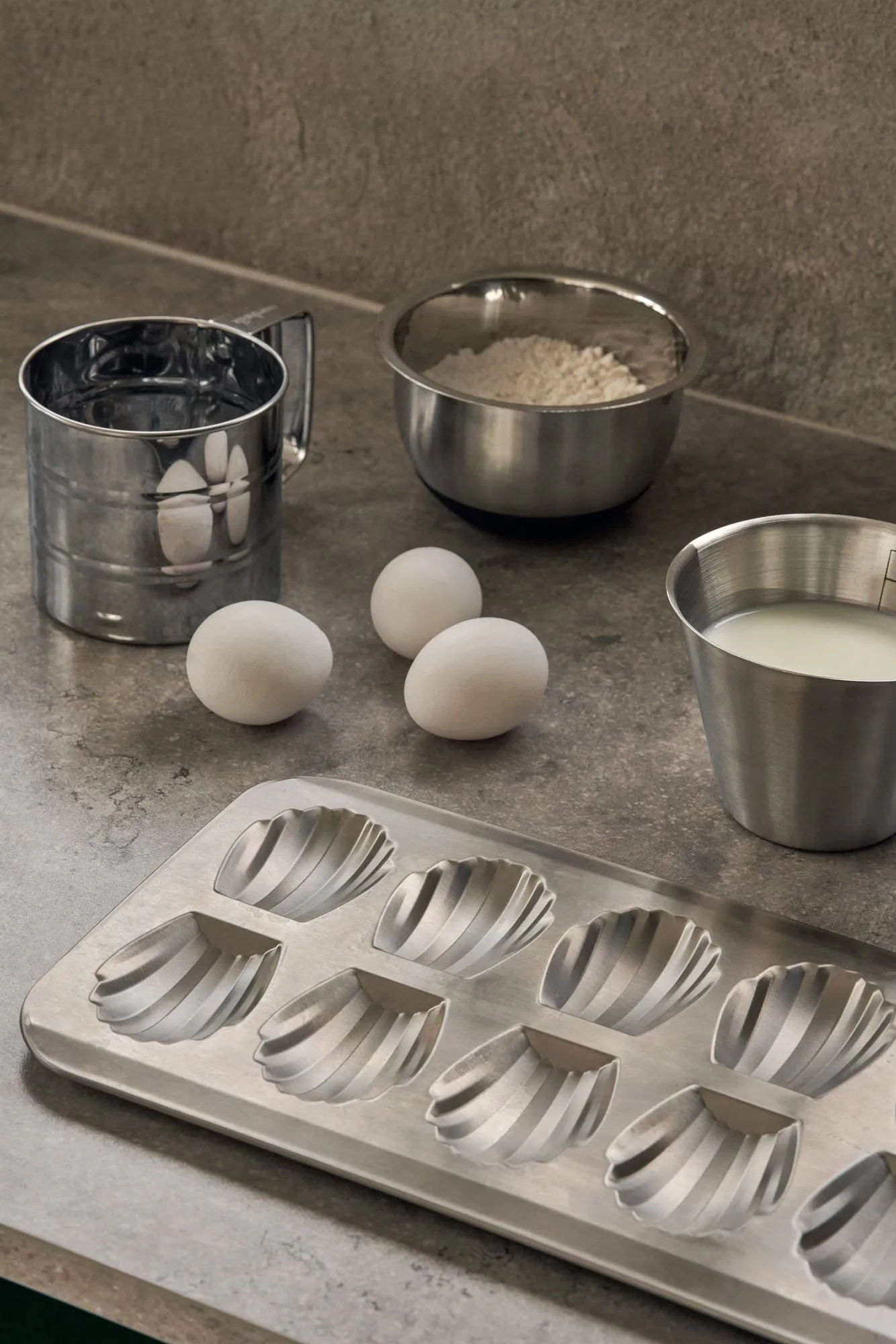 BAKE madeleine tin, Stainless steel, 12 pcs Nordwik