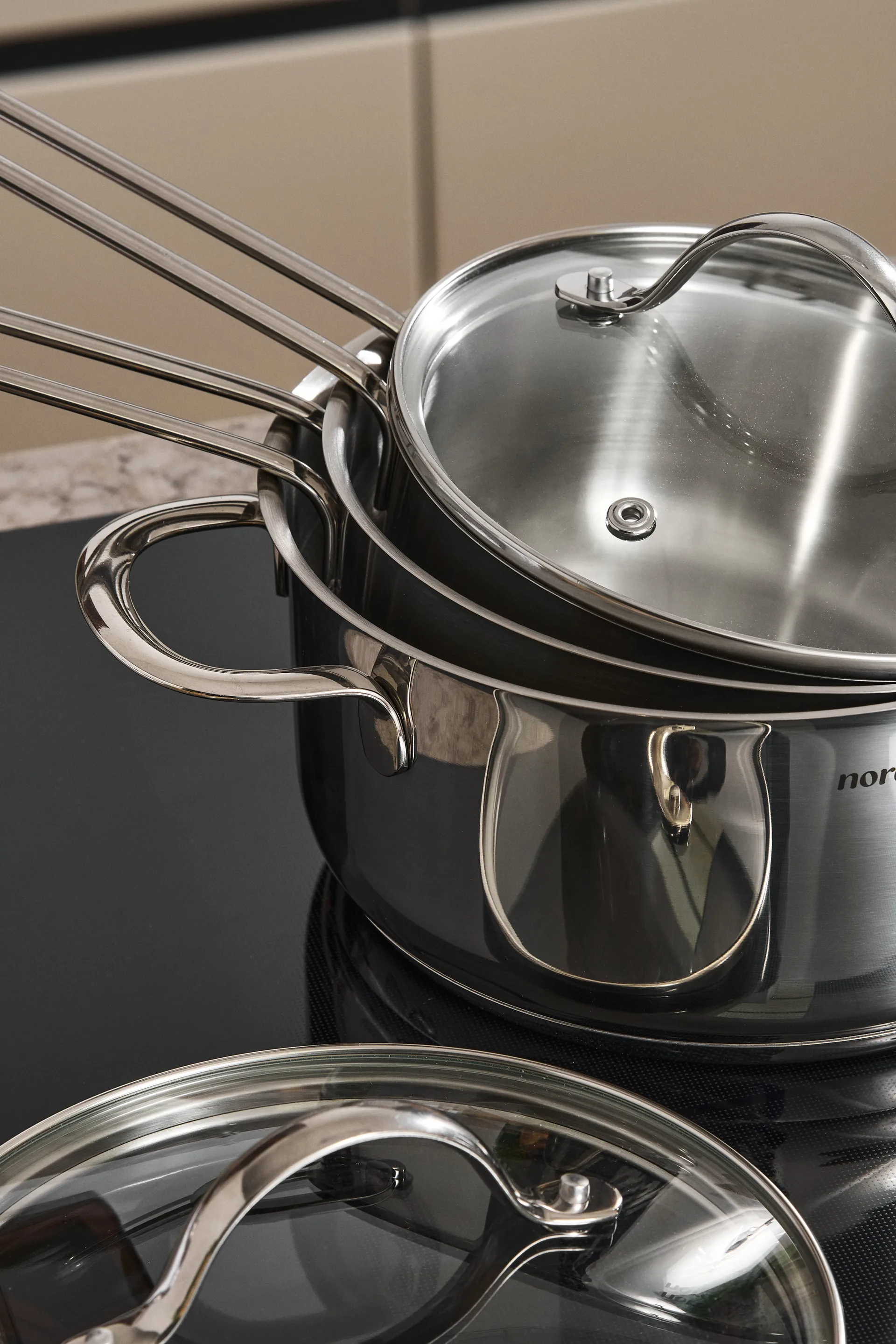 Nordwik casserole with glass lid 2.5 liter, Stainless steel Nordwik
