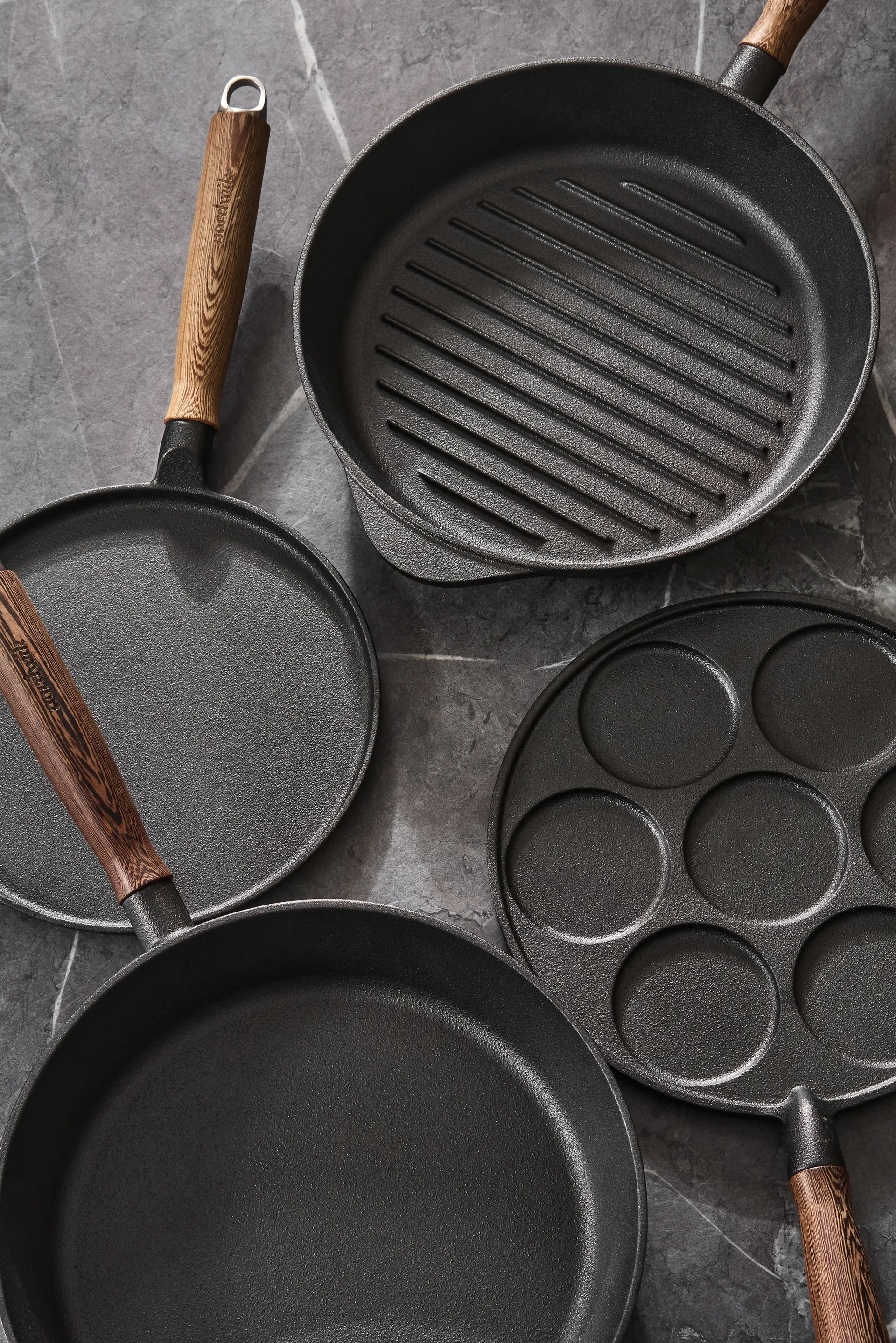 Nordwik cast iron frying pan with wooden handle, 28 cm Nordwik