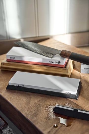 Wet sharpening stone polishing - 10,000 grit - Nordwik