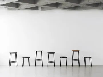 Circa barstool 65 cm - Black aluminium - Normann Copenhagen