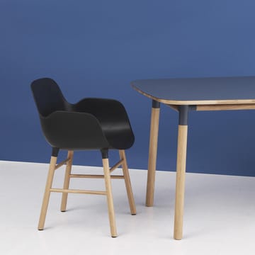 Form table 120 X 120 Cm - Blue - Normann Copenhagen