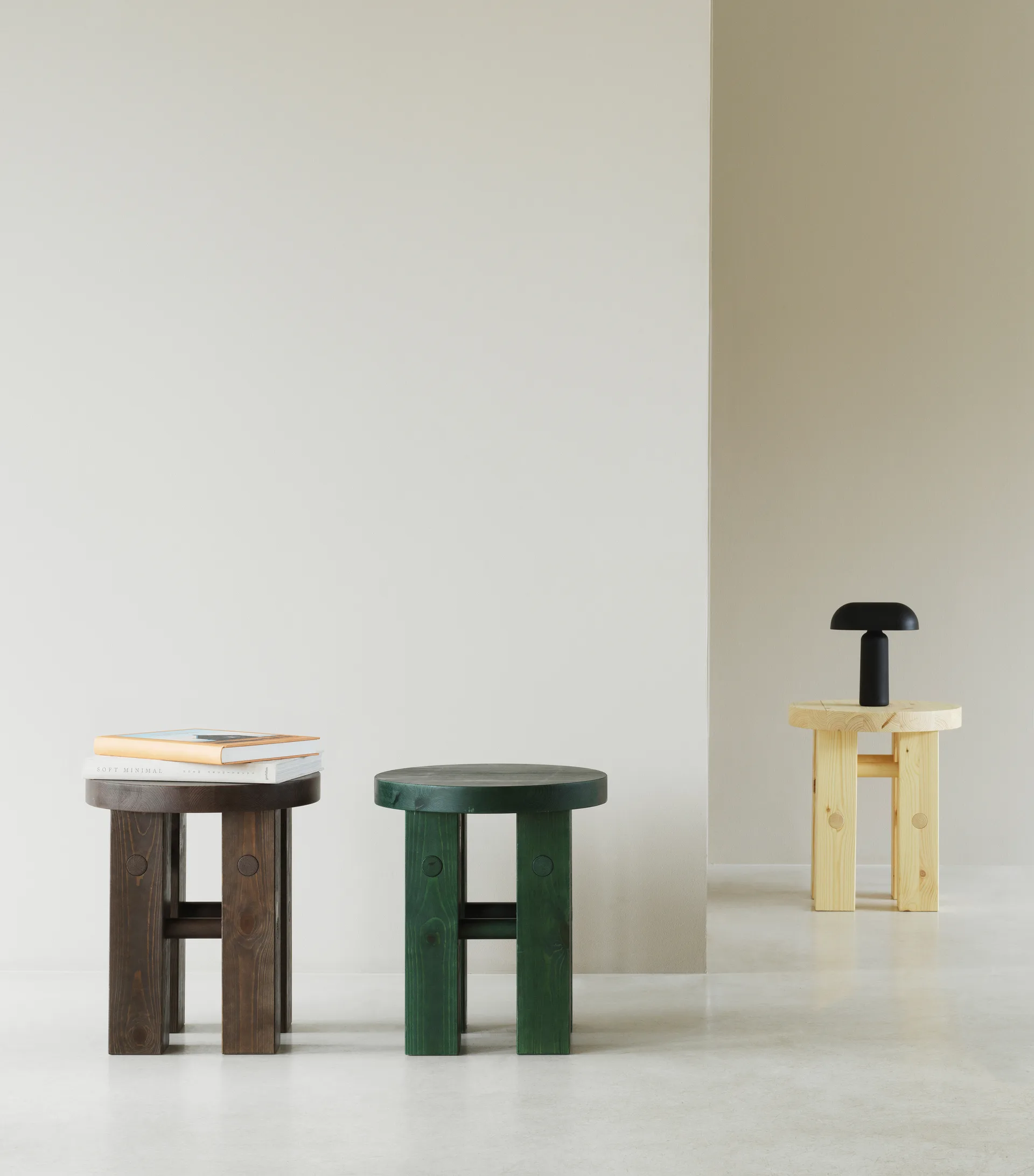 Fyr round stool 45 cm, Dark brown, Ø40x45 cm Normann Copenhagen
