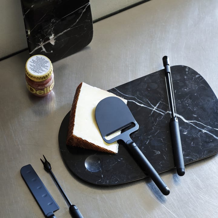 Pebble cutting board marble, large Normann Copenhagen