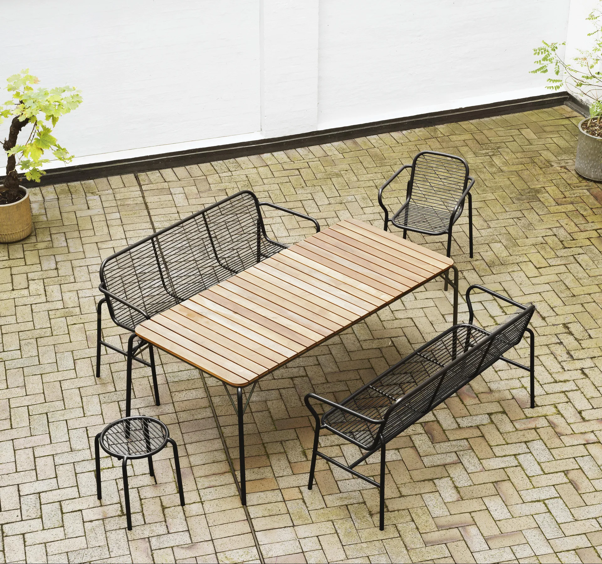 Vig round stool, Black, Ø41x46 cm Normann Copenhagen