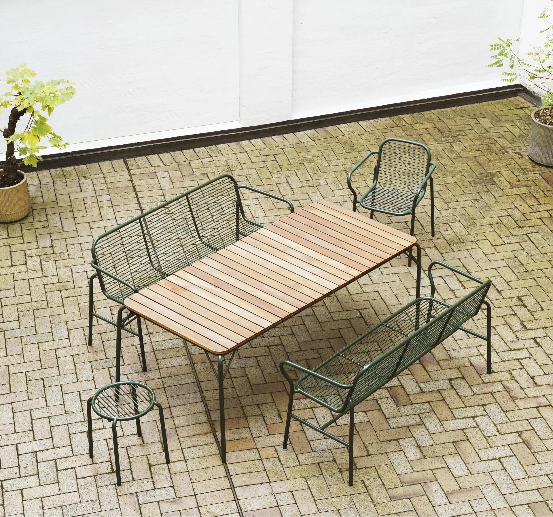 Vig round stool, Green, Ø41x46 cm Normann Copenhagen
