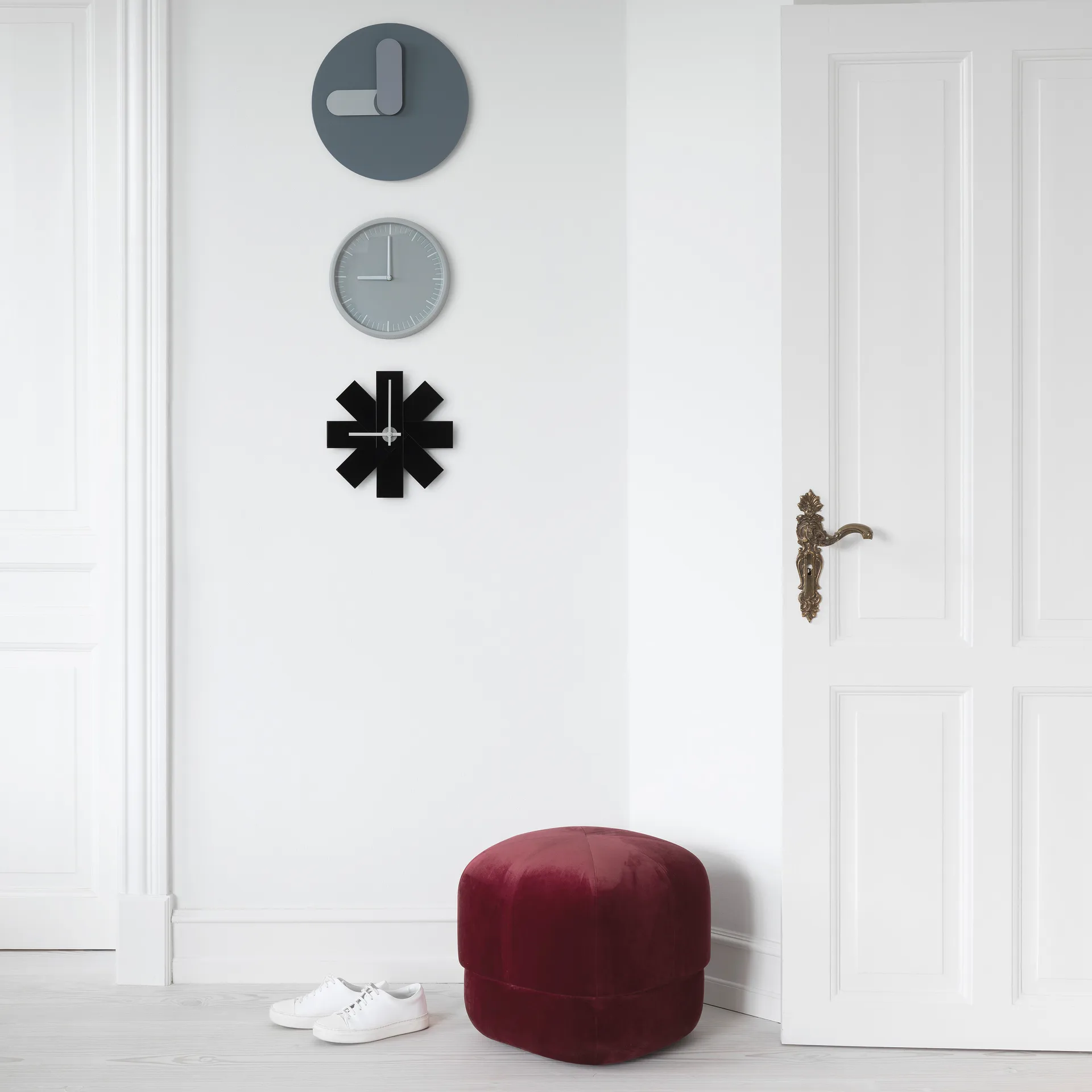 Watch me wall clock, black Normann Copenhagen